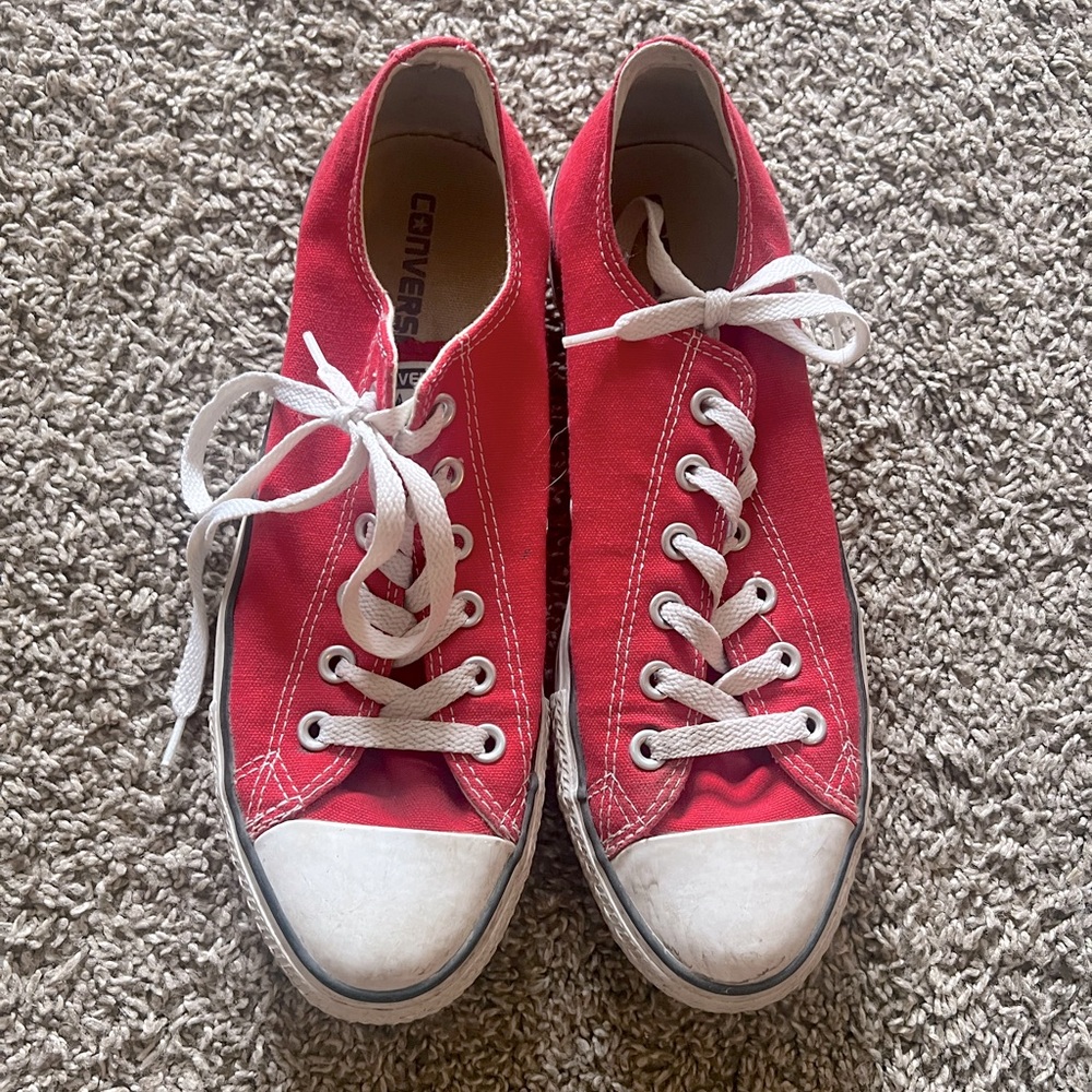 Red converse